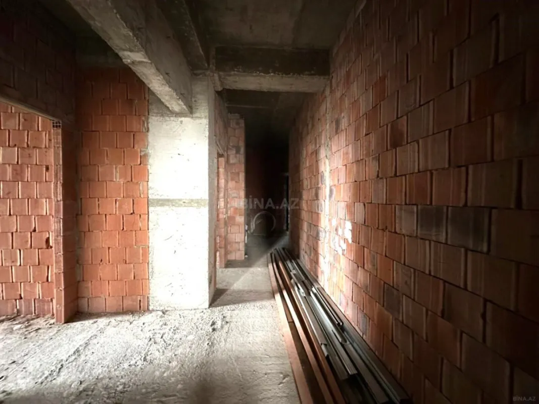 Satılır 3 otaqlı mənzil 117 m²