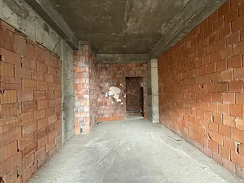 Satılır 3 otaqlı mənzil 117 m²