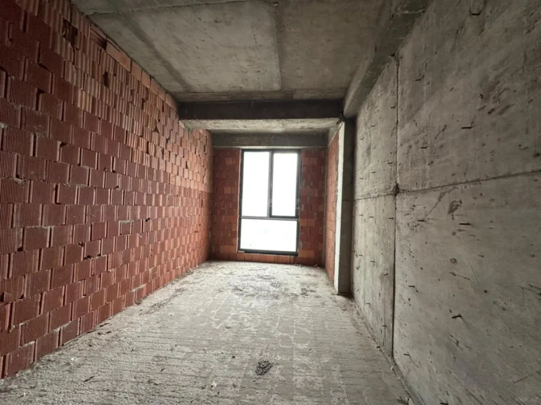 Satılır 3 otaqlı mənzil 117 m²