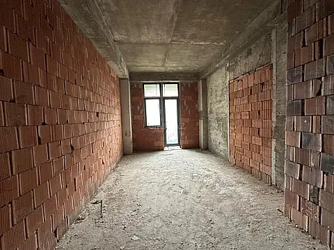 Satılır 3 otaqlı mənzil 117 m²