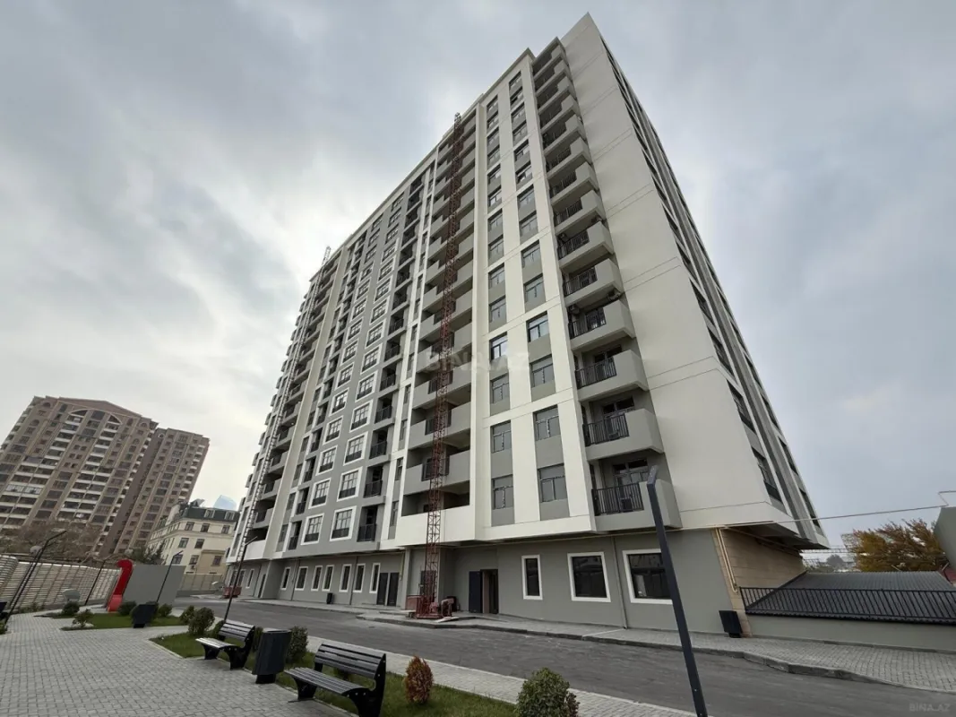 Satılır 3 otaqlı mənzil 117 m²