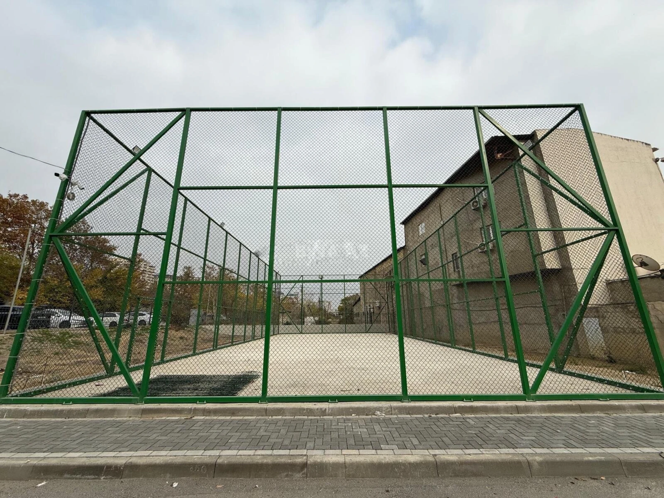 Satılır 3 otaqlı mənzil 117 m²