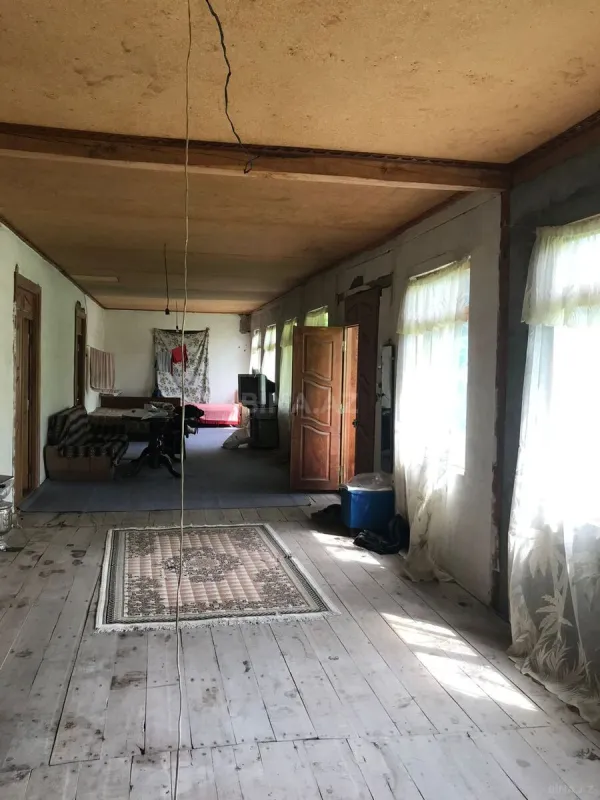 Satılır 5 otaqlı həyət evi 130 m²