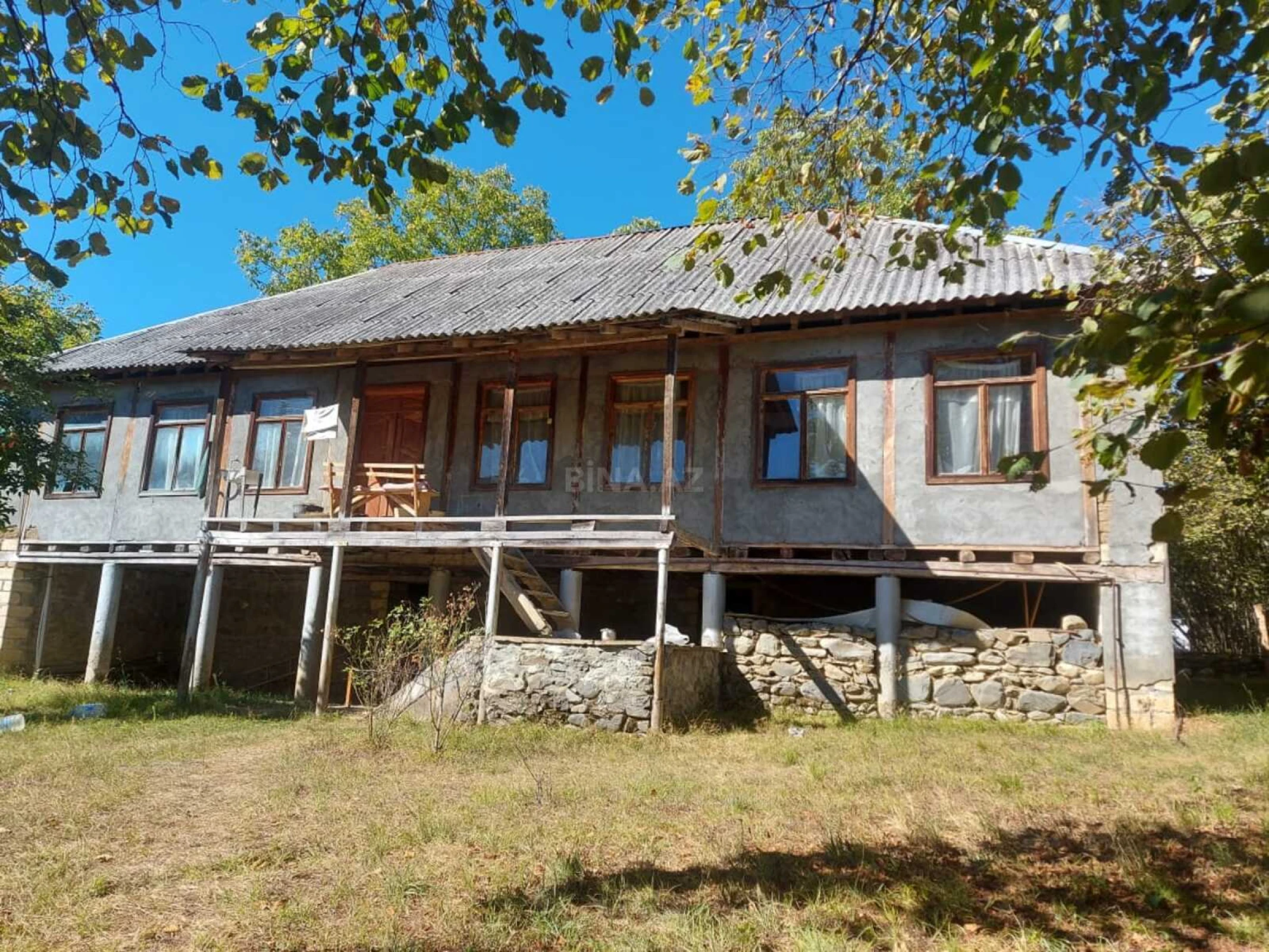 Satılır 5 otaqlı həyət evi 130 m²