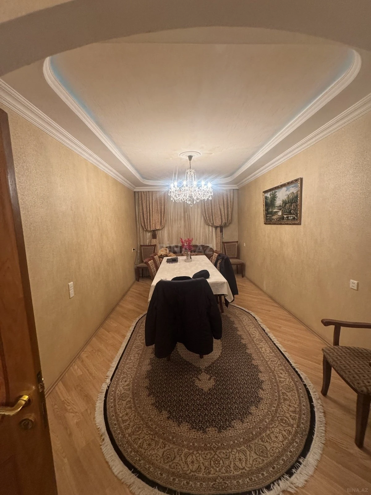Satılır 4 otaqlı mənzil 110 m²