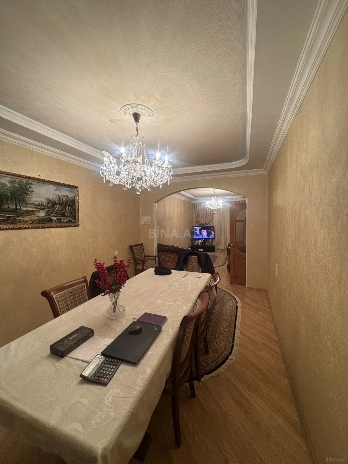 Satılır 4 otaqlı mənzil 110 m²