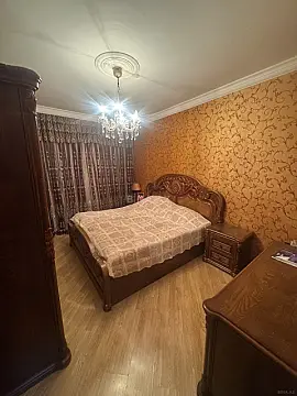 Satılır 4 otaqlı mənzil 110 m²
