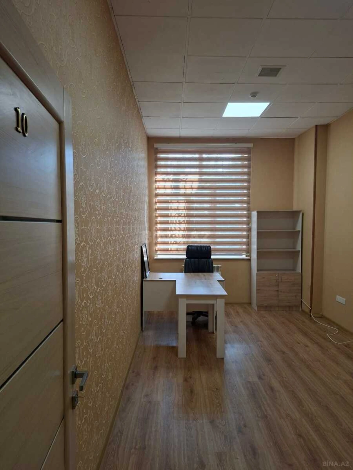 Kirayə verilir 1 otaqlı ofis 20 m²