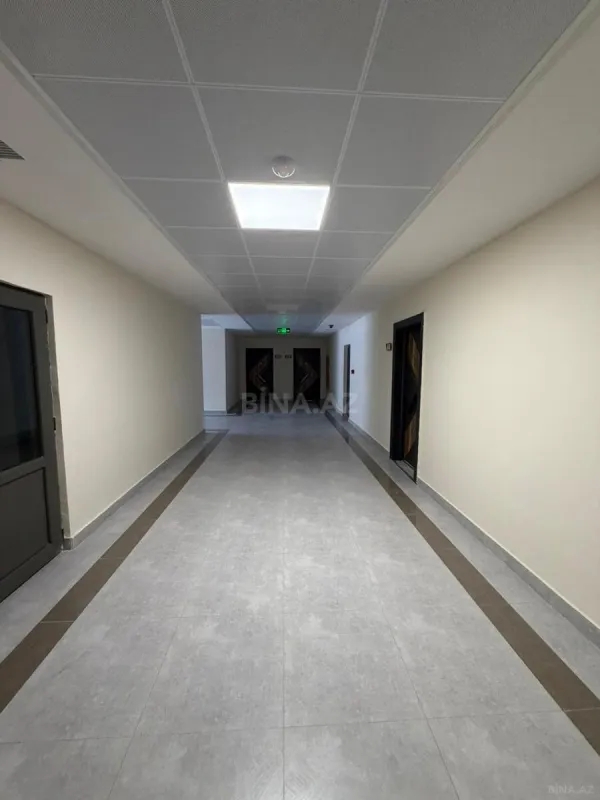 Satılır 4 otaqlı mənzil 185 m²