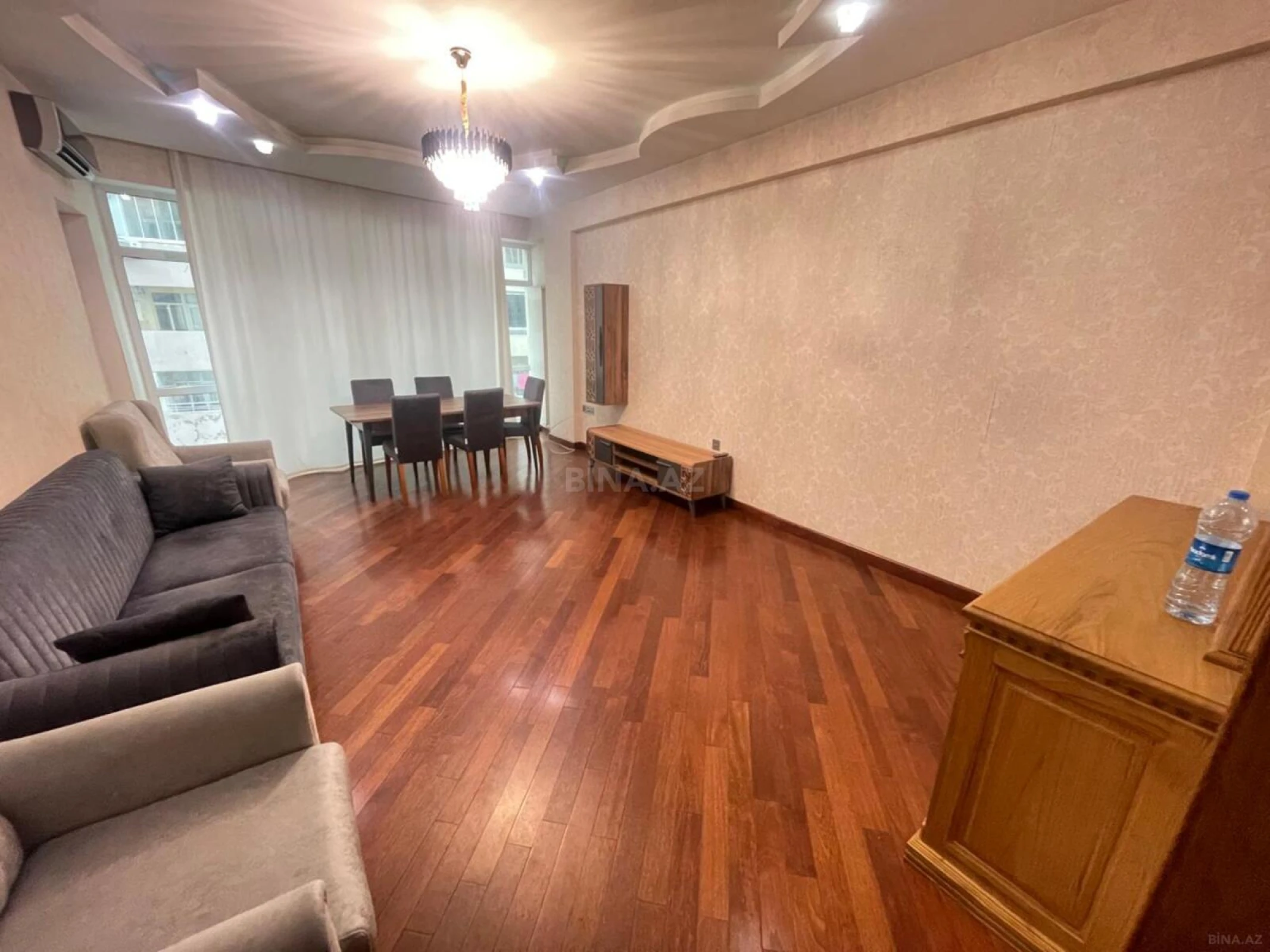 Satılır 3 otaqlı mənzil 125 m²