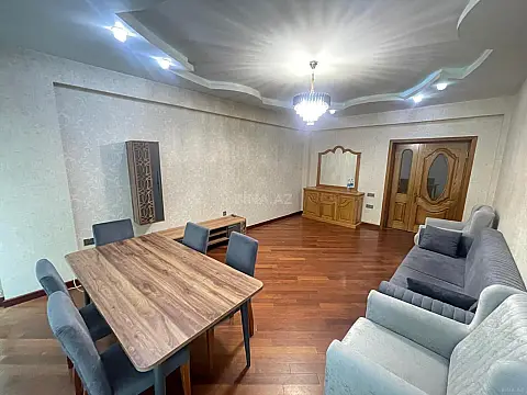Satılır 3 otaqlı mənzil 125 m²
