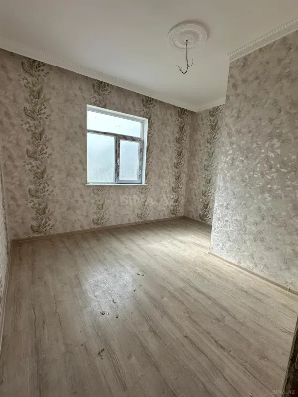 Satılır 6 otaqlı həyət evi 120 m²