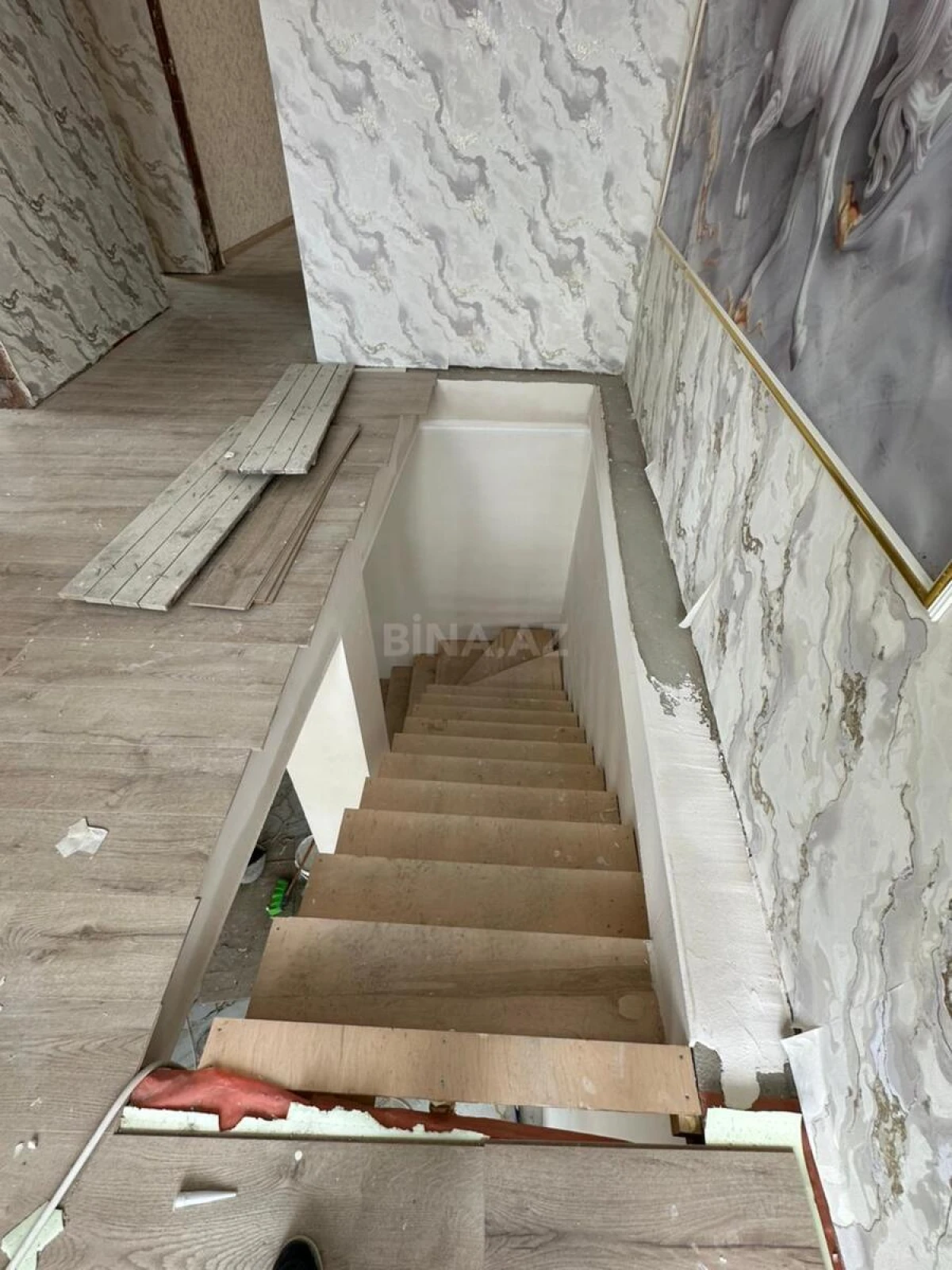 Satılır 6 otaqlı həyət evi 120 m²