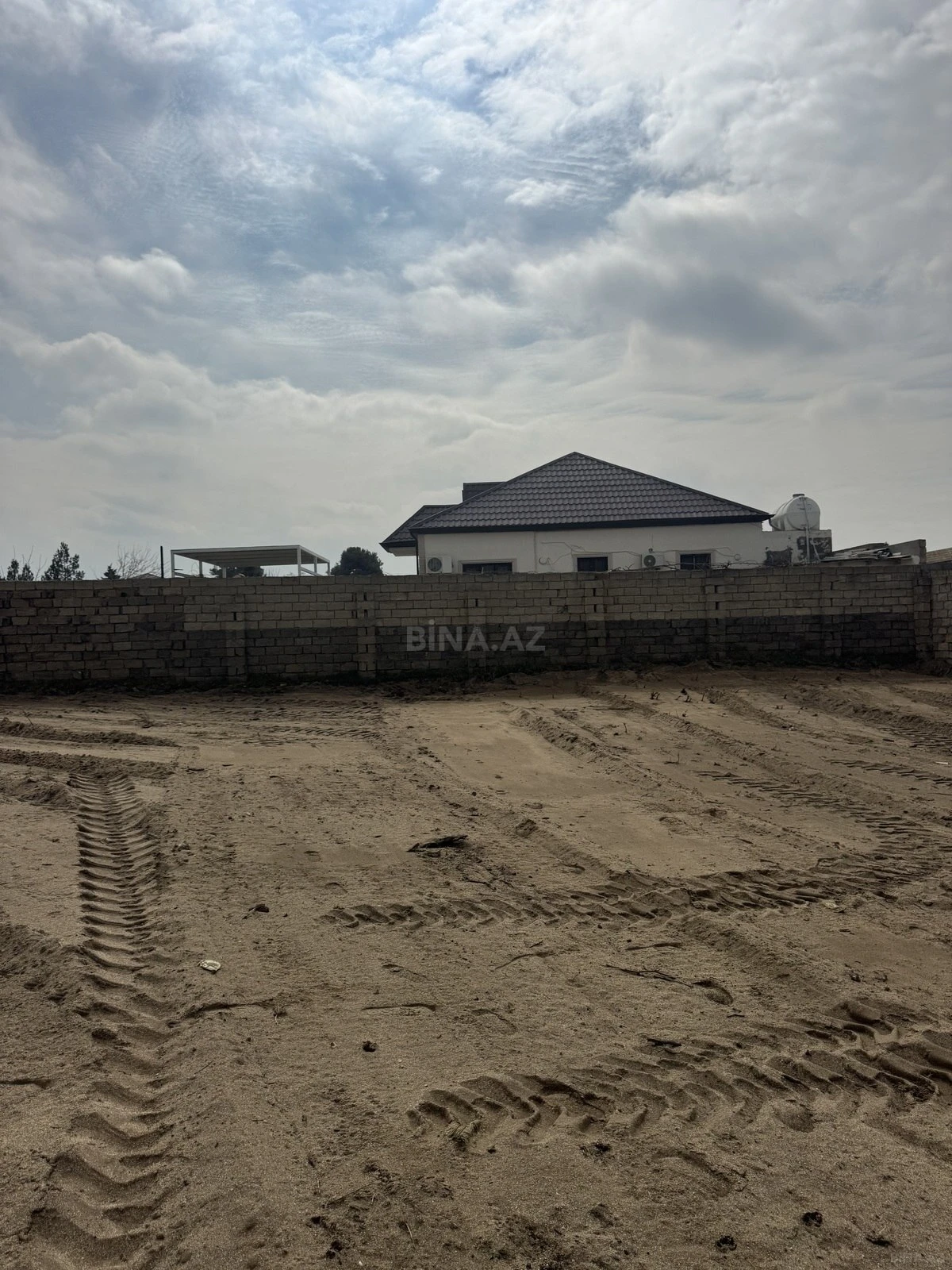 Satılır torpaq sahəsi 4 m²