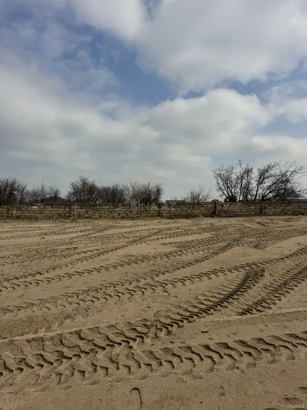 Satılır torpaq sahəsi 2 m²