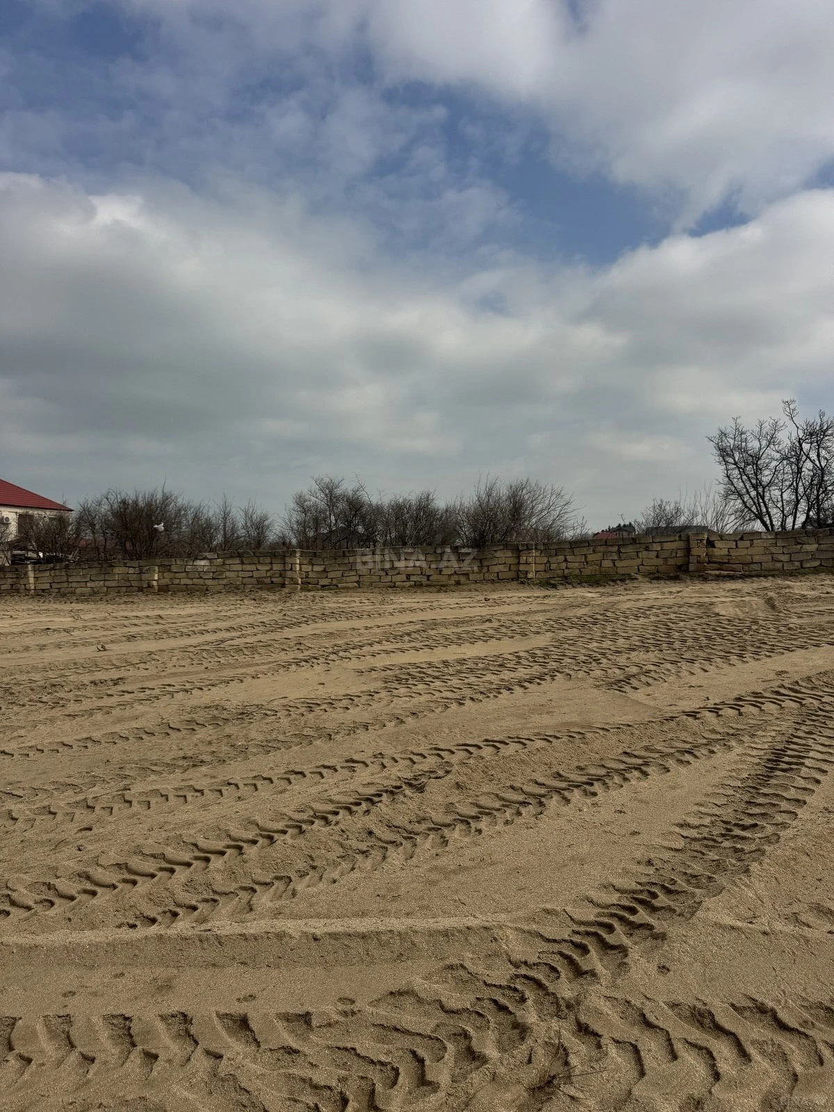 Satılır torpaq sahəsi 2 m²