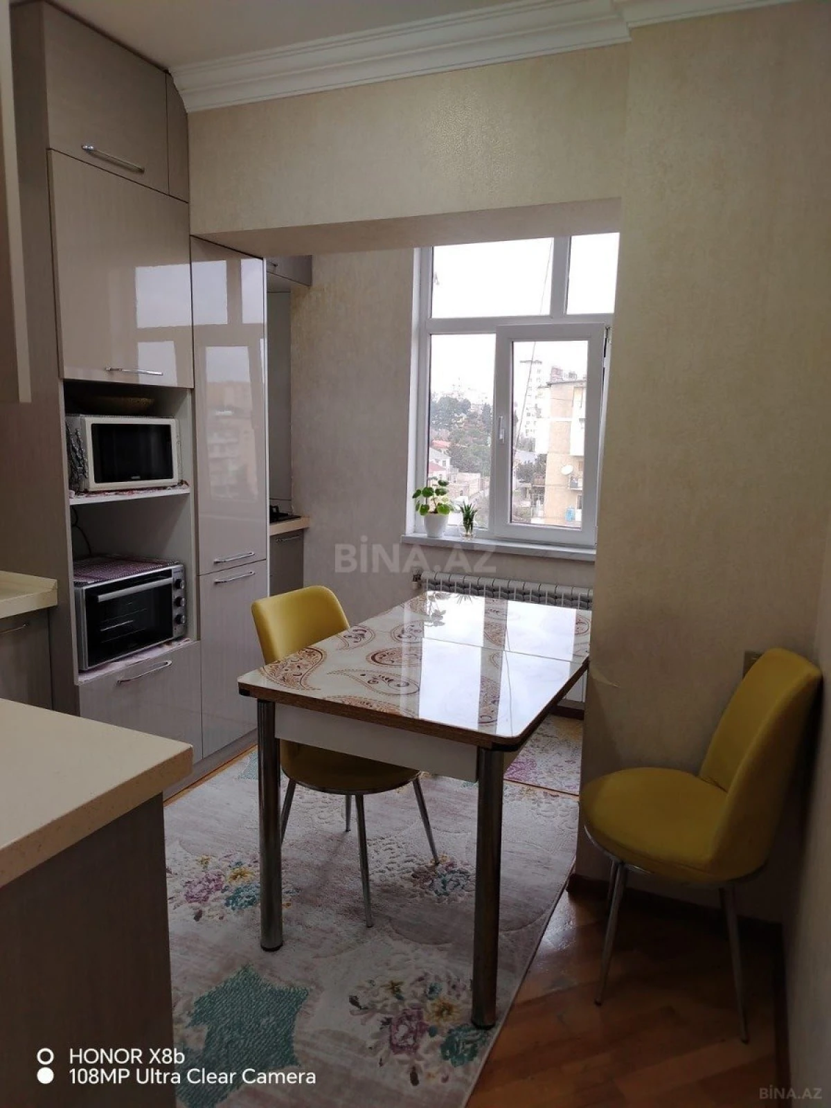 Satılır 4 otaqlı mənzil 80 m²