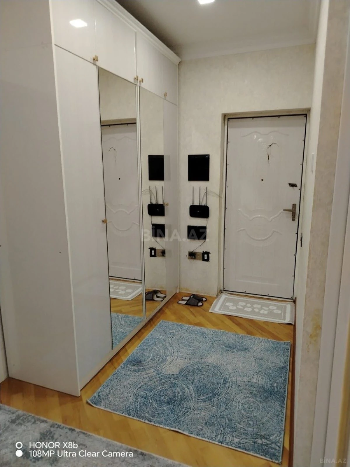 Satılır 4 otaqlı mənzil 80 m²