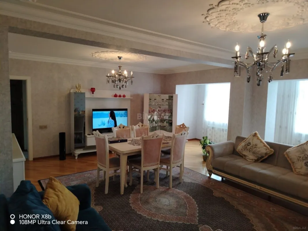 Satılır 4 otaqlı mənzil 80 m²