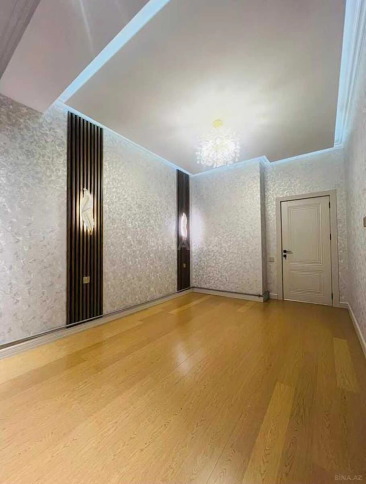Satılır 3 otaqlı mənzil 76 m²