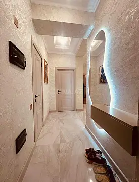 Satılır 3 otaqlı mənzil 76 m²