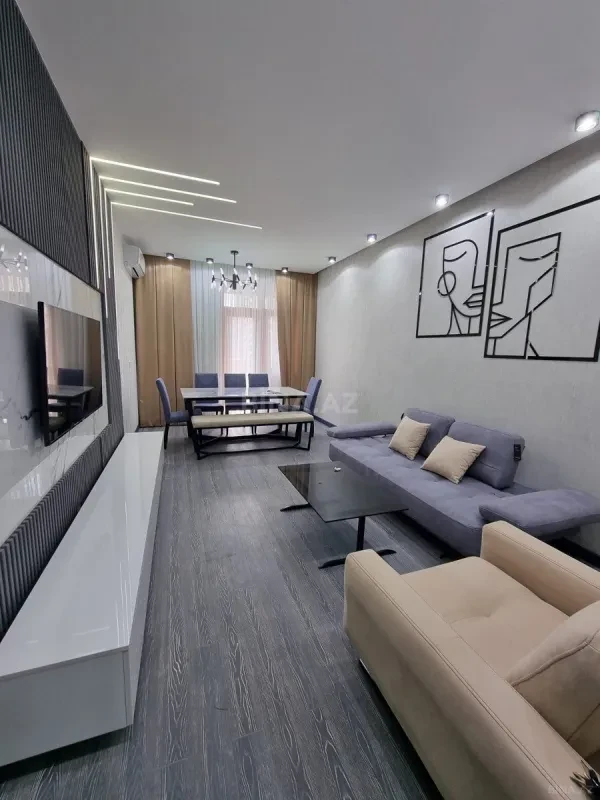 Kirayə verilir 2 otaqlı mənzil 80 m²