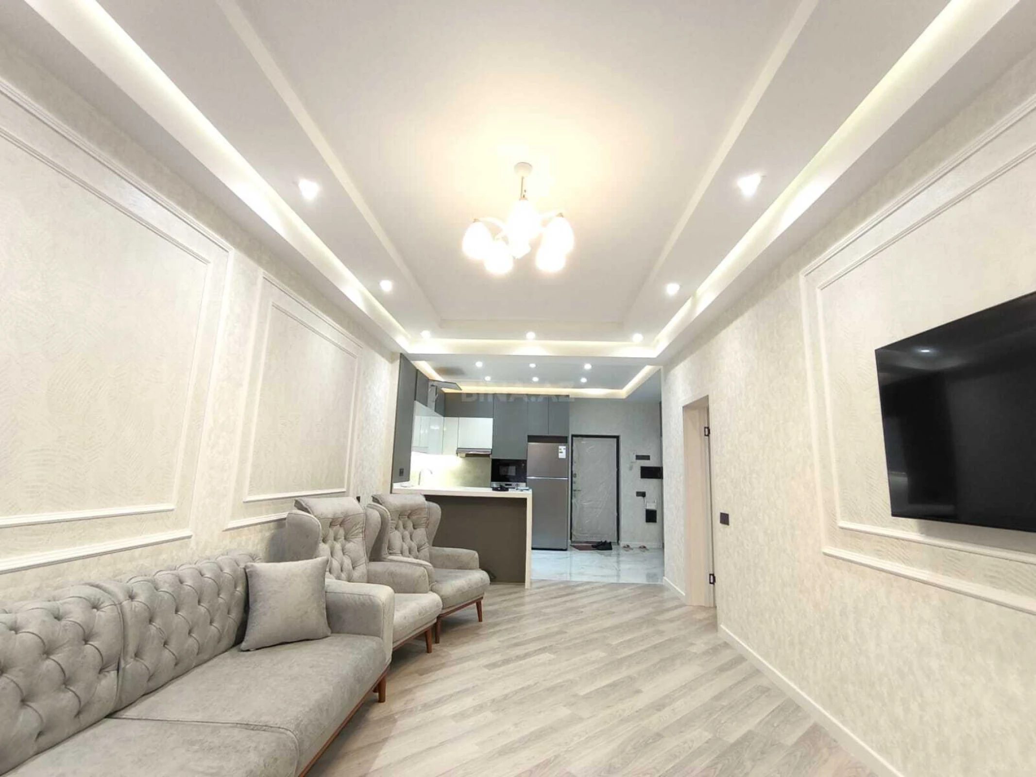 Kirayə verilir 2 otaqlı mənzil 80 m²