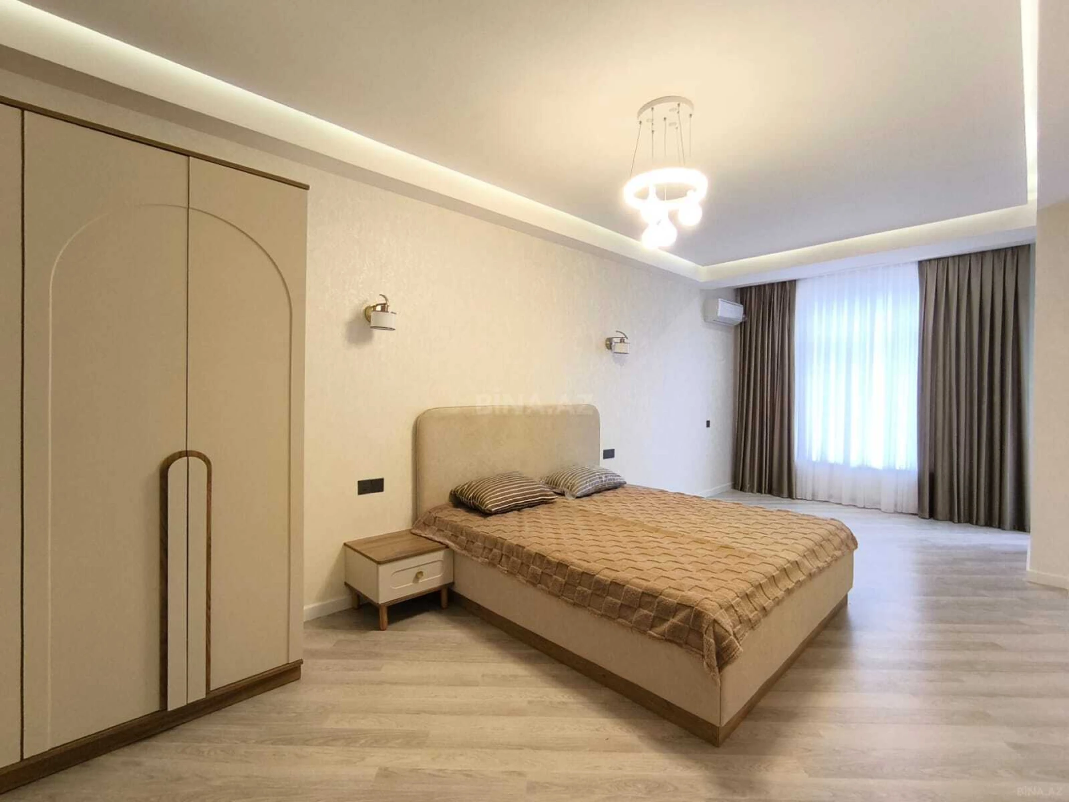 Kirayə verilir 2 otaqlı mənzil 80 m²