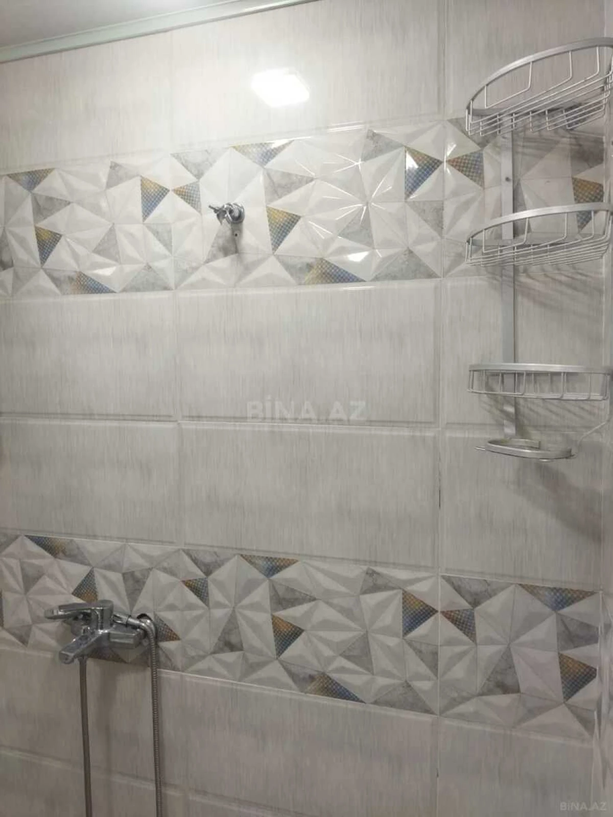 Kirayə verilir 2 otaqlı mənzil 60 m²