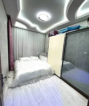 Satılır 2 otaqlı mənzil 57 m²