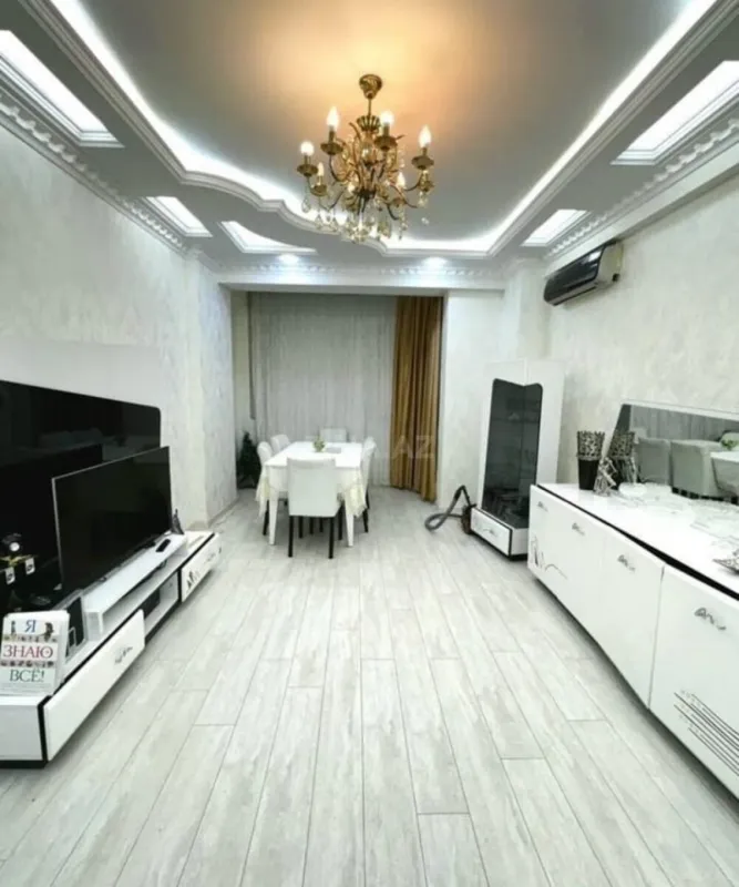 Satılır 2 otaqlı mənzil 57 m²