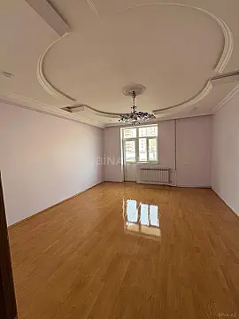 Satılır 3 otaqlı mənzil 113 m²
