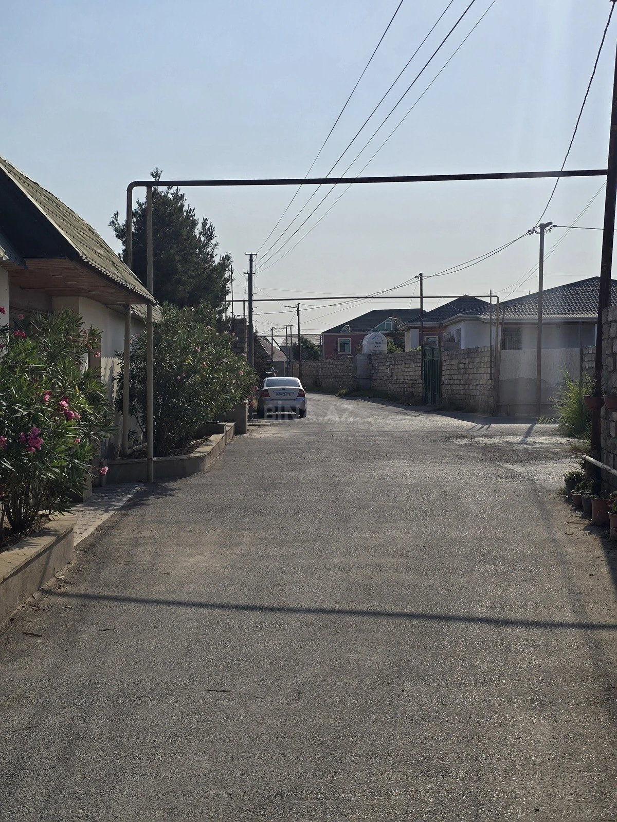 Satılır 5 otaqlı həyət evi 240 m²