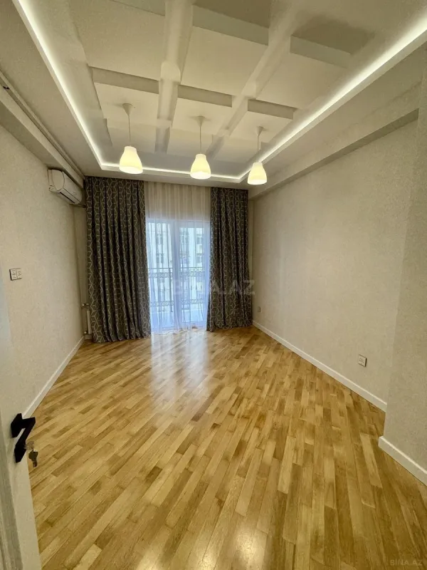 Satılır 3 otaqlı mənzil 106 m²
