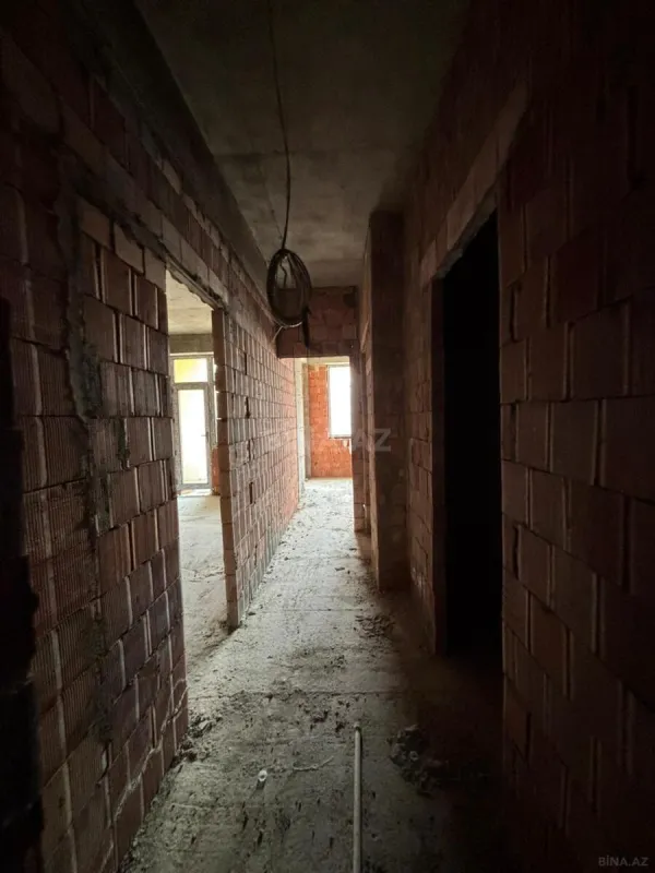 Satılır 2 otaqlı mənzil 63 m²