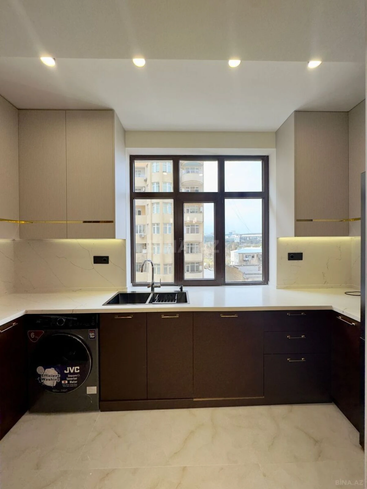 Satılır 3 otaqlı mənzil 100 m²