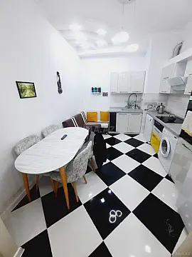 Kirayə verilir 2 otaqlı mənzil 56 m²