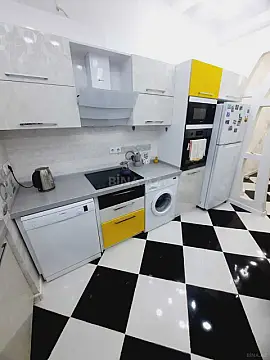 Kirayə verilir 2 otaqlı mənzil 56 m²