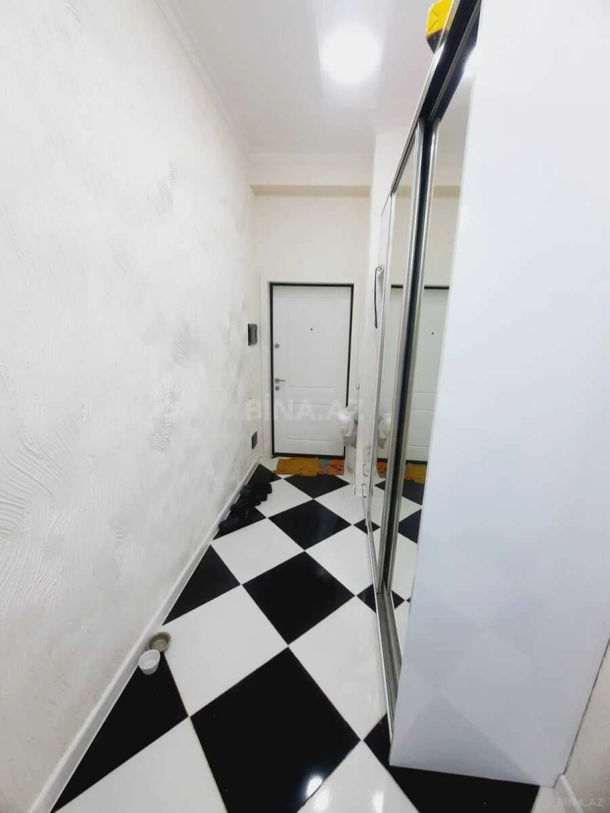 Kirayə verilir 2 otaqlı mənzil 56 m²