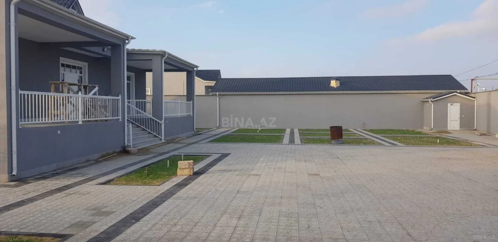Satılır 4 otaqlı həyət evi 340 m²