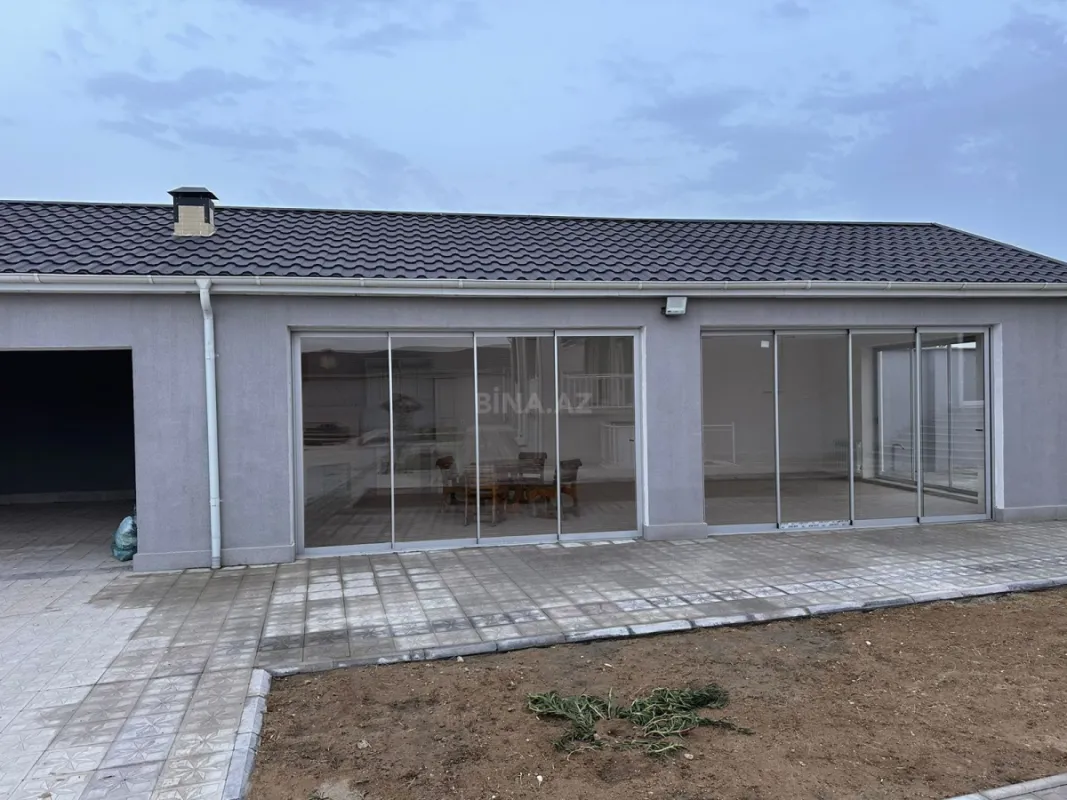 Satılır 4 otaqlı həyət evi 340 m²