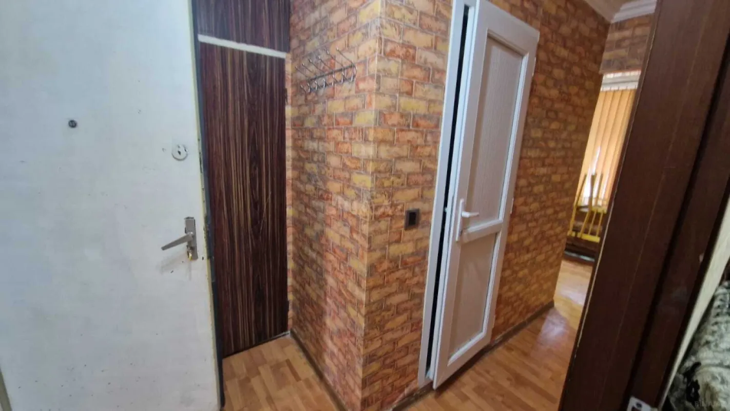 Satılır 2 otaqlı mənzil 50 m²