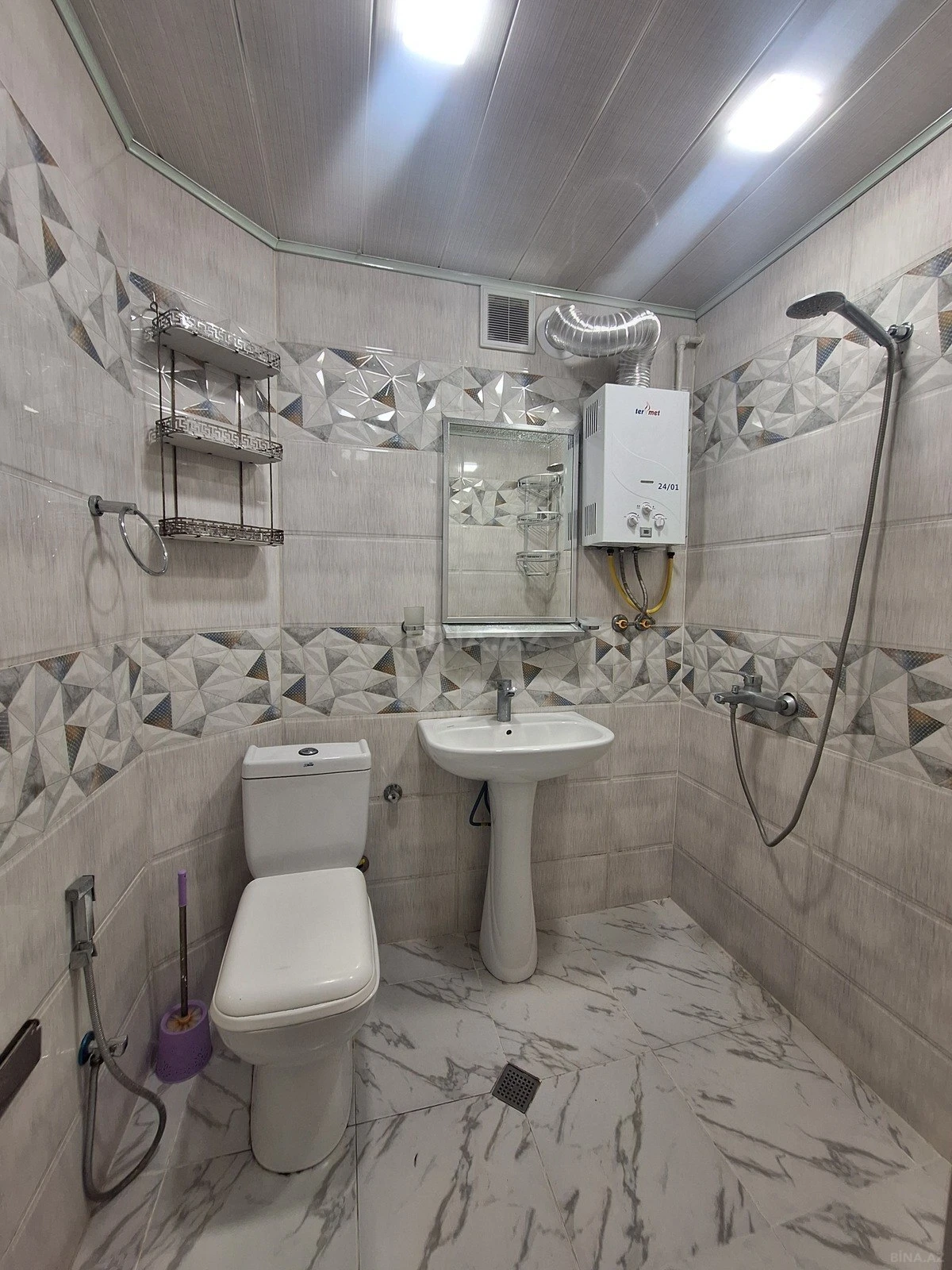 Kirayə verilir 2 otaqlı mənzil 50 m²