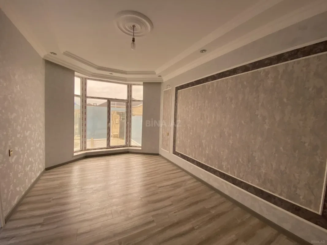 Satılır 5 otaqlı həyət evi 140 m²