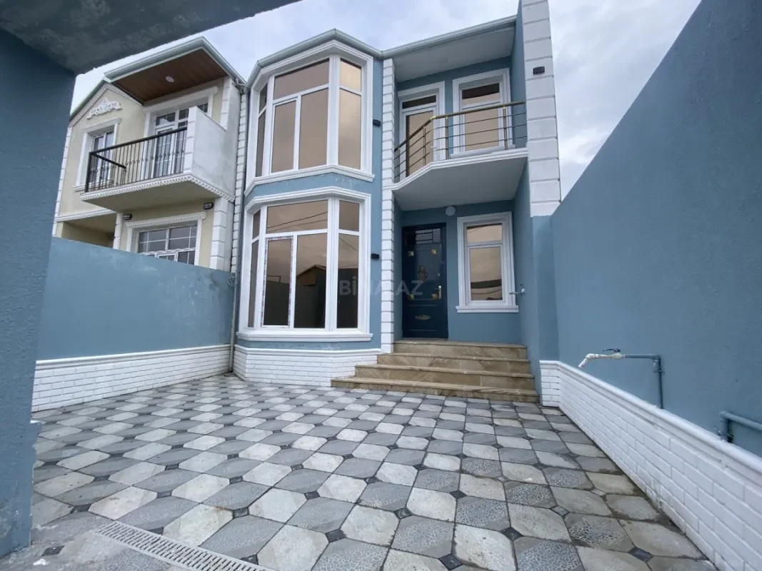 Satılır 5 otaqlı həyət evi 140 m²