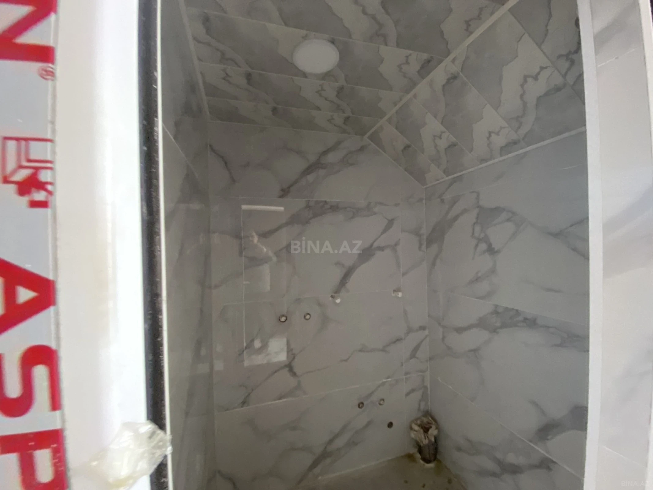 Satılır 5 otaqlı həyət evi 140 m²