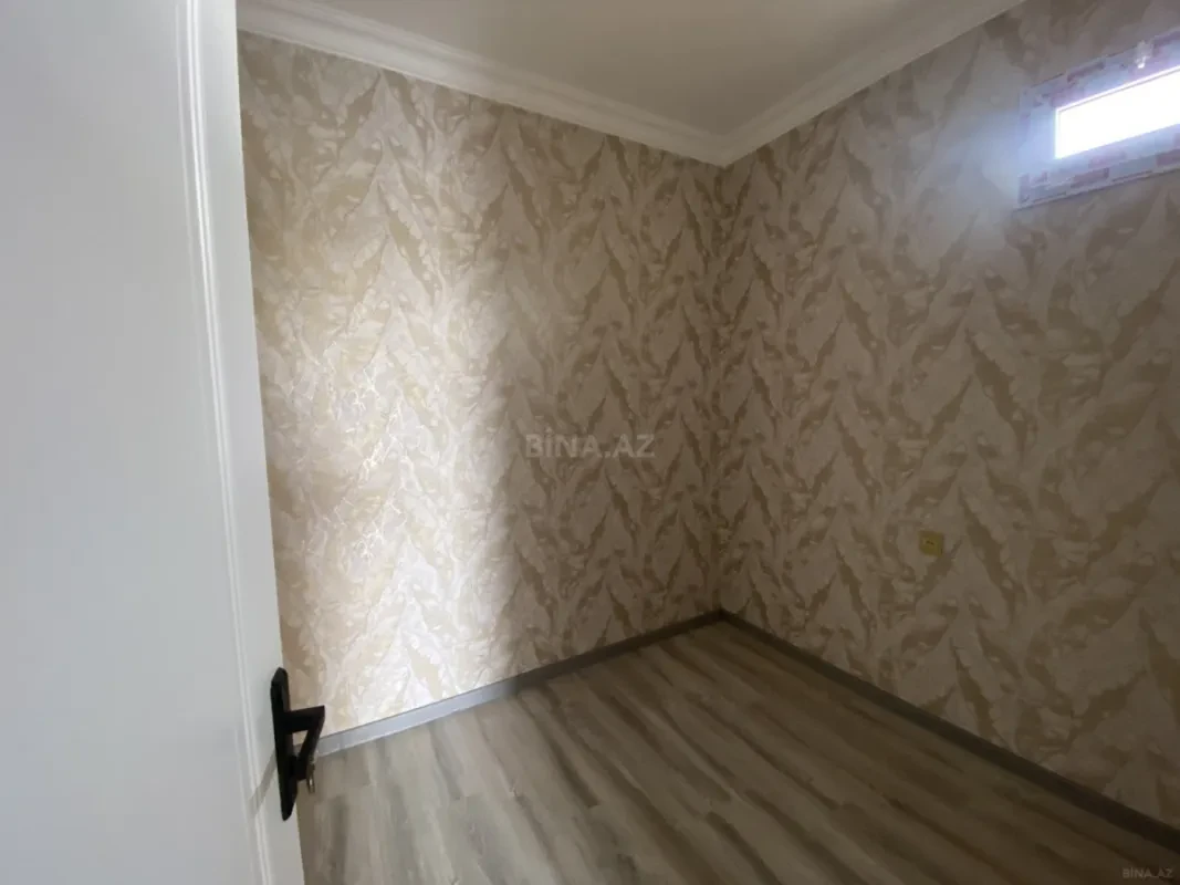 Satılır 5 otaqlı həyət evi 140 m²