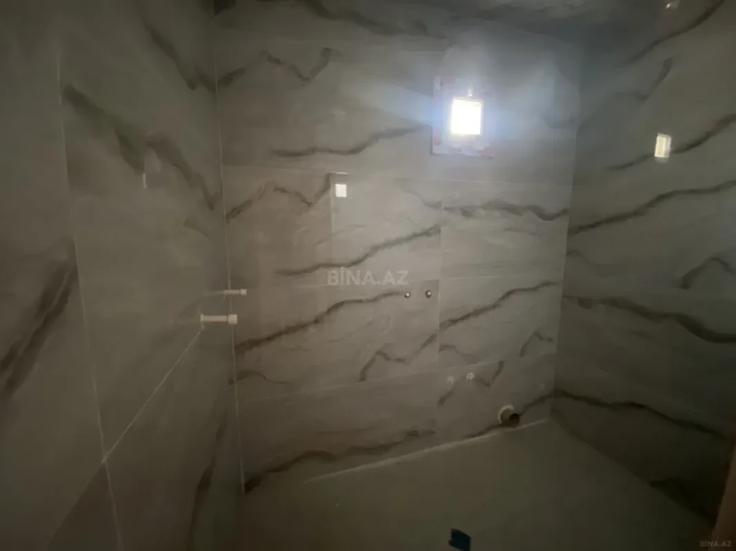 Satılır 5 otaqlı həyət evi 140 m²