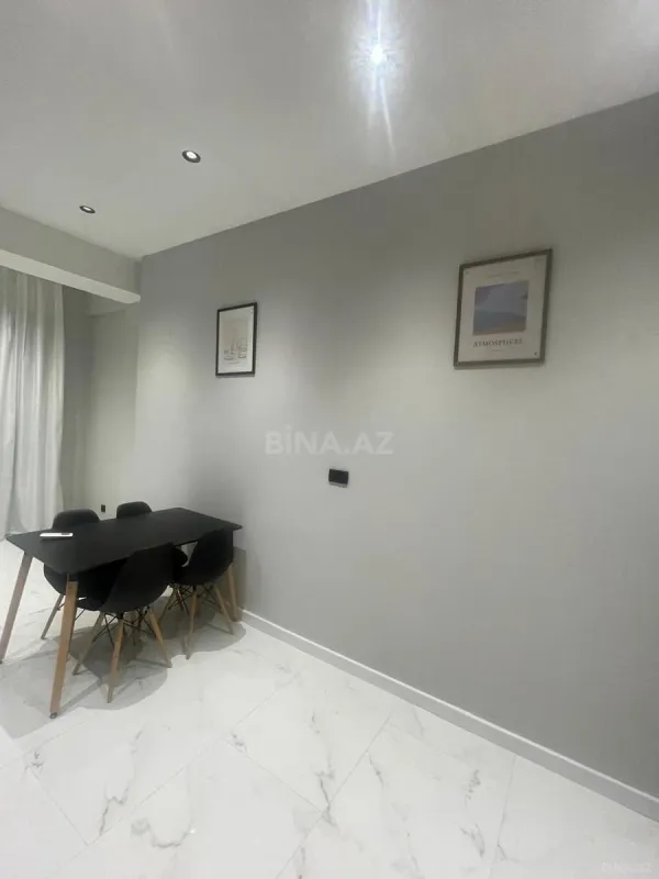 Kirayə verilir 2 otaqlı mənzil 117 m²