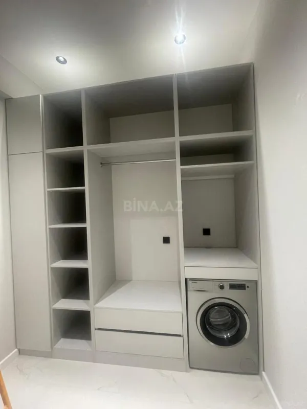 Kirayə verilir 2 otaqlı mənzil 117 m²